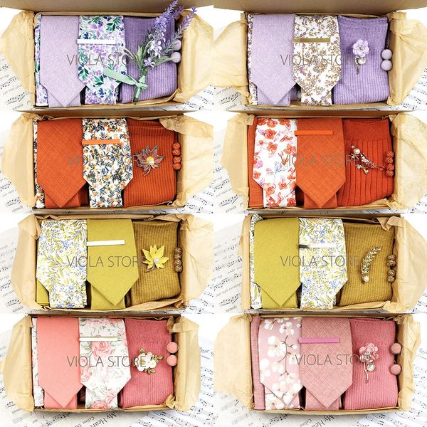 Cravates Viola Design Coffret cadeau Coton Sock Tie Ensembles Clip Pin Boutons de manchette Hanky Solid Floral Rose Violet Hommes Mariage Cravate Accessoire 231013