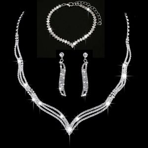 Collier Bracelet Ding Ensemble de colliers de bijoux de mariée, ensemble de bijoux de chaîne à griffe de diamant européenne et à trois pièces, et 198 905