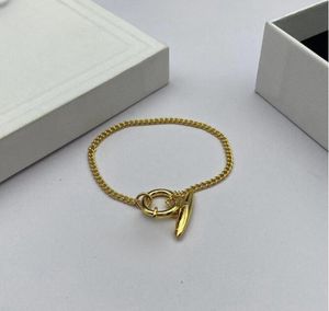 Ketting armband oorbellen voor nieuwe modekleding volledige diamant oorbellen polsbandjes klassieke gouden zilveren oorrang