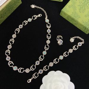 kettingontwerper armband voor vrouw designer sieraden vrouwen ringen hanger kettingen luxe diamanten bloem ketting bruiloft cadeau