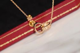 Concepteur de collier pour collier en or de plaque en or avec diamants 18k Collier de qualité supérieure coque de chaîne de créateurs classiques pour femmes bijoux de mariage