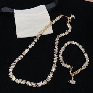 collier bijoux de créateur Top Cristal strass collier lien Designer reine étoile Vintage Dames Diamant Cuivre Doré 18K Forme Géométrique Bijoux Chaîne Mariage