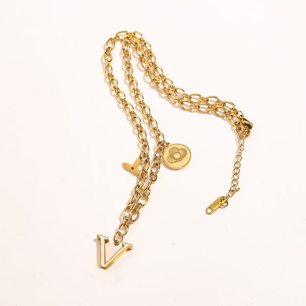 Diseñadores de collar Marca de moda popular Collar colgante Collar chapado en oro Clip delicado Cadena Letra V Colgante de joyería para mujer gif