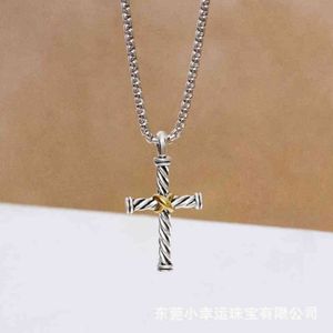 Ketting Dy Cross Mannen Vrouwen Luxe Designer x Draad Hanger Fashion Line Retro Slijtage Kettingen Verjaardagscadeau224F