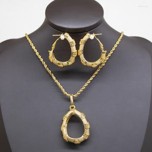 Collier boucles d'oreilles ensemble couleur or 18 carats pour femmes pendentif ovale et accessoires de fête de mariage Nigeria mariée mode bijoux cadeau