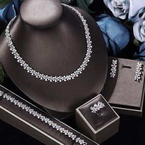 Collier boucles d'oreilles ensemble 2023 quatre pièces zircon cubique bijoux de mariée fête des femmes luxe Dubaï cristal mariage en Asie centrale
