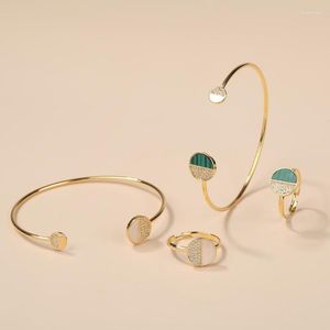Collier boucles d'oreilles ensemble 2023 luxe 2 pièces Dubai bracelet anneau mode Vintage Boho bijoux pour femmes coquille Malachite Zircon fiançailles manchette soutien-gorge
