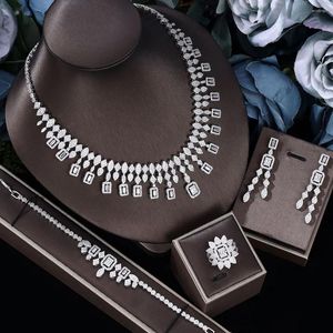 Ketting Oorbellen Set 2023 Luxe Bruid Bruiloft Dames Kubieke Zirkonia Ring Van 4 Dubai Sieraden Verjaardag Accessoires