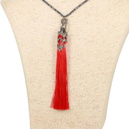 Ensemble de boucles d'oreilles et collier pour femmes, bohémien, pompon en soie rouge, avec clous, boucle d'oreille supérieure, perle d'hématite, chaîne longue pendentif, 2024
