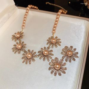 Ensemble de boucles d'oreilles et collier pour femmes, ensemble de cristaux de perles de Champagne, bijoux de fête, vente en gros, 2024