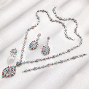 Ensemble de boucles d'oreilles et collier, chaîne de pull goutte d'eau, 4 pièces longues en cristal de zircone cubique, accessoires de mariage de dubaï et du Nigeria, vente 2024