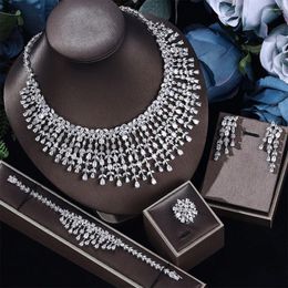 Ketting oorbellen set 2024 zirconia kwastje styling 4 -delige Saoedi -Arabië bruids sieraden Dubai mode dames bruiloft en