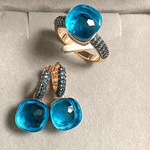 Ketting Oorbellen Set 2 stks/set Klassieke Sieraden Ring Inlay Blauw Topaas Zirkoon Met Zwart Pistool Plated 34 Kleuren Snoep Kristal