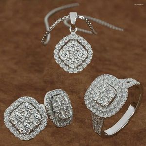 Ensemble de 3 pièces de collier et boucles d'oreilles en diamant pour femmes, bijoux carrés en Zircon, à la mode, bagues de luxe en or