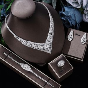 Ketting Oorbellen Set 4 Stuks Luxe Bruiloft Bruids Sieraden Armband Eenvoudige Luxe En Elegante Keuze