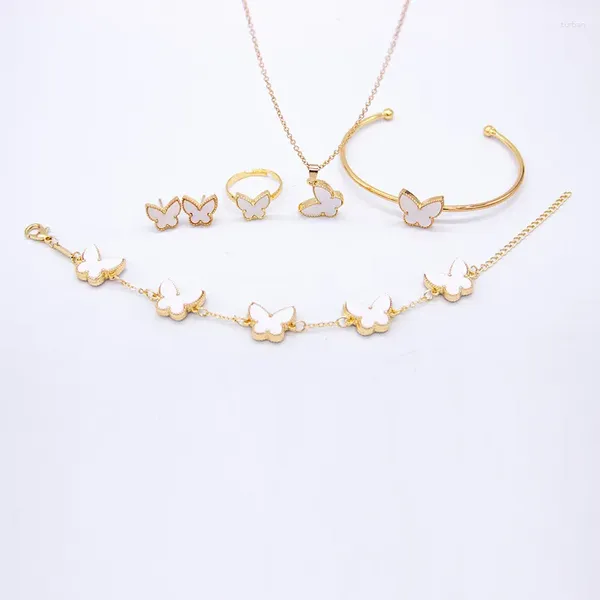 Collier boucles d'oreilles ensemble 5 pièces/ensemble de luxe acrylique papillon bracelets anneau femmes marque de mode Bracelet boucles d'oreilles Bijoux Z469