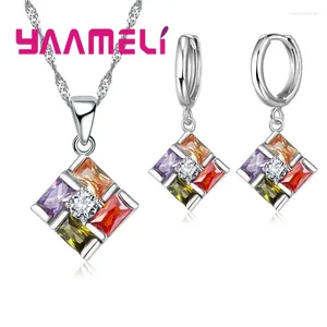 Boucles d'oreilles de collier Set 925 STERLING Silver Pendant sets de luxe Style Romantic Geométrique Modèle coloré pour le mariage des femmes