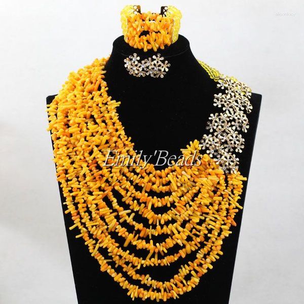 Ensemble de collier et boucles d'oreilles en perles de corail jaunes nigérians, bijoux de mariage irréguliers faits à la main, africain, CJ701