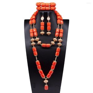 Ketting Oorbellen Set Kunstmatig Koraal Afrikaanse Bruiloft Kralen Sieraden Kunststof Koper Goud Bib Verklaring CNR653