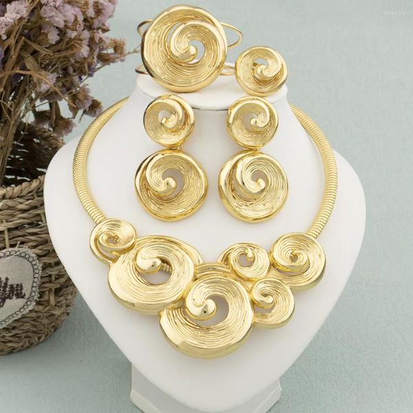 Pendientes de collar Juego de colgantes grandes para mujeres Joyas de moda Brasil Anillos de oro con pulsera Regalización de boda