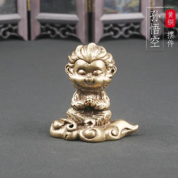 Pendientes de collar Juego de latón Sun Wukong Mapas de mesa Qitian Dasheng Incienso creativo Insolario Tallado de cobre Decoración de la mascota del té de la artesanía