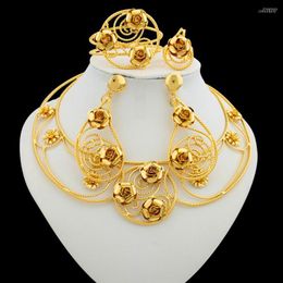 Ketting oorbellen set Braziliaanse bruiloften sieraden voor vrouwen 18k gouden kleur en hoepel Afrikaanse Dubai vergulde sieraden geschenken