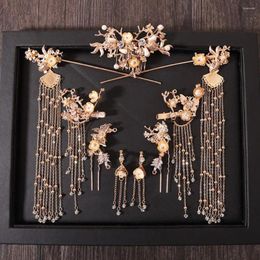 Ensemble de collier et boucles d'oreilles avec pompon papillon, peignes à cheveux en alliage de perles, fleur, couronne de Style chinois, bâton de bijoux de mariage