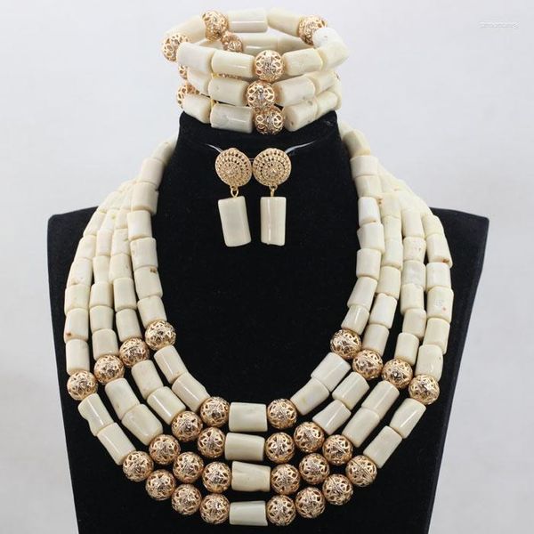 Collier boucles d'oreilles ensemble célébrant blanc belle vraie mariée traditionnelle mariage corail africain nigérian bijoux CNR831