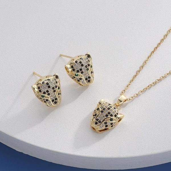 Conjunto de collar y pendientes para mujer, joyería de moda de diseño clásico, Micro incrustaciones de circón, cabeza de leopardo, fiesta de vacaciones, Simple, diario