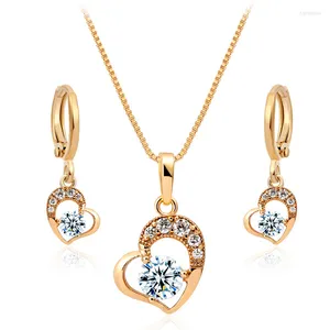 Collar Pendientes Conjunto Lindo Corazón de melocotón Cubic Zirconia CZ Drop Hoop Collares Colgantes Para Mujeres Bebés Niñas Niños Joyería