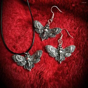 Collier boucles d'oreilles ensemble tête de mort Hawkmoth Deathhead Moth pendentif gothique crâne bijoux