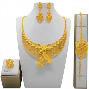 Ensemble de boucles d'oreilles et collier plaqué or 24 carats pour femmes africaines, dubaï, Bracelet, boucle d'oreille, bague, quatre pièces, Bu10251