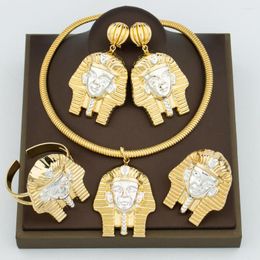 Halskette Ohrringe Set Dubai goldene Farbe Schmuck Anhänger und Armreif Ring Party für Braut Hochzeiten Vintage afrikanisch