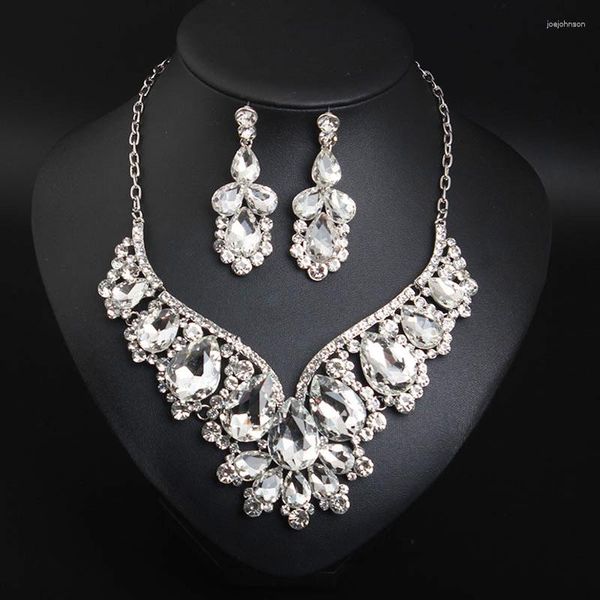 Collier boucles d'oreilles ensemble élégant cristal en forme de V déclaration femmes mariée mariage bal Costume bijoux pour demoiselle d'honneur accessoires