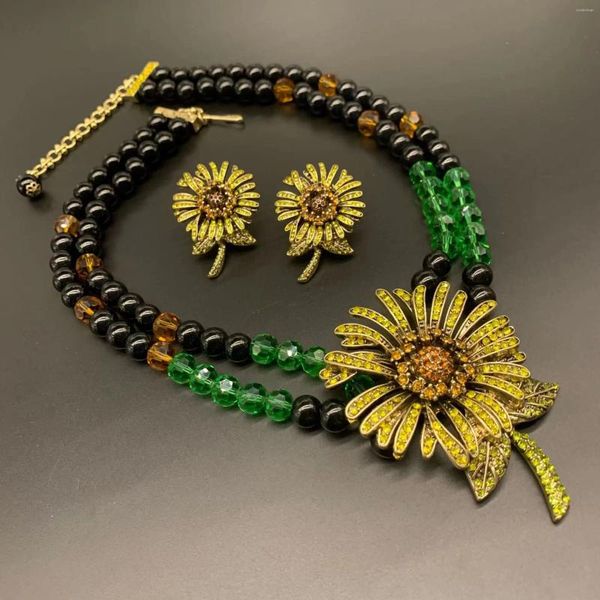 Ensemble collier et boucles d'oreilles Style tournesol européen et américain, chaîne de perles de verre rétro pour femme