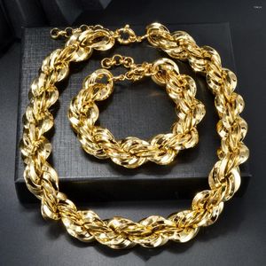 Ensemble de collier et boucles d'oreilles pour hommes et femmes, bijoux Hip Hop exagérés, couleur or, Bracelet épais, ras du cou, bijoux de déclaration, 2023