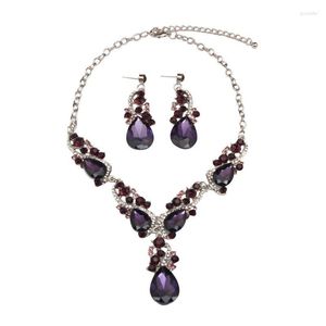 Conjunto de collar y pendientes con piedras preciosas de cristal exquisitas, joyería de clavícula, colgante de accesorio de vestido lujoso para mujer