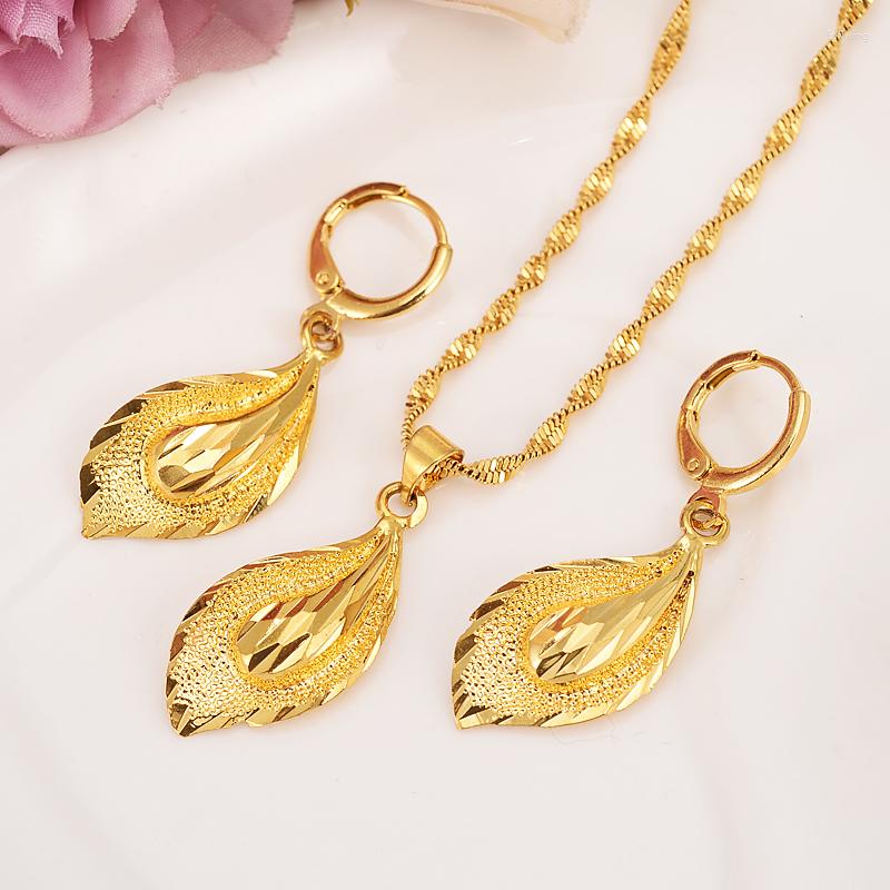 Halskette Ohrringe Set Mode Gold Farbe Schmuck für Frauen Party Zubehör Dubai Indien Afrika Geschenk