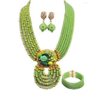 Ensemble collier et boucles d'oreilles pour femmes, Costume vert menthe, bijoux en perles africaines à la mode