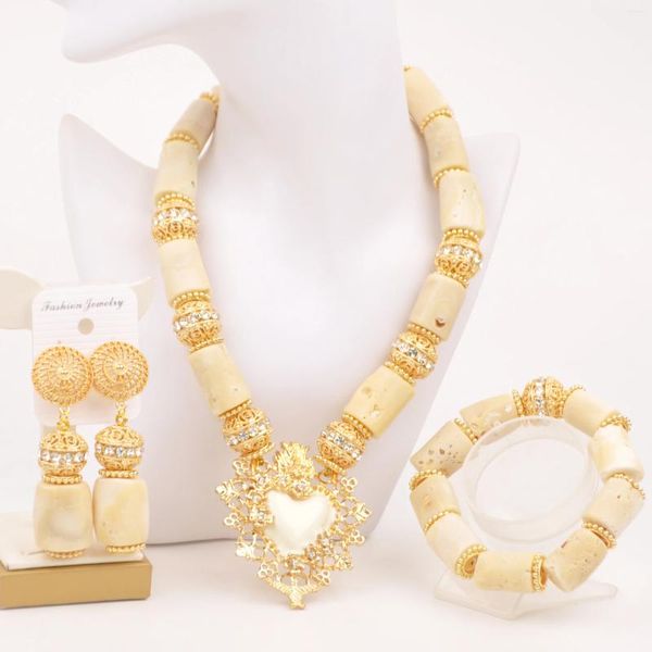 Ensemble collier et boucles d'oreilles en corail blanc naturel, bijoux de mariage nigérian en perles africaines