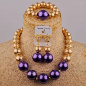 Ensemble de boucles d'oreilles et collier, bijoux de mariage nigérians à la mode, perles en verre violet, décoration de robe de mariée pour Banquet africain, SH-86