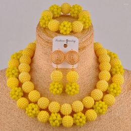 Collier boucles d'oreilles ensemble mode Opaque jaune Costume perles africaines bijoux cristal FZZ96-01