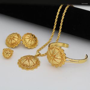 Ketting oorbellen ingesteld voor vrouwen Dubai 24k gouden kleur zwart touw Afrikaans bruidsgeschenken feest sieraden