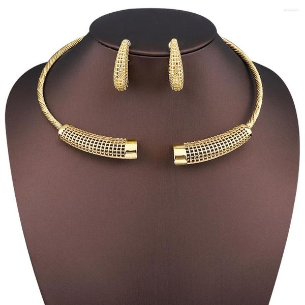 Conjunto de pendientes de collar, diseño personalizado único francés, abalorio de geometría hueca, vestido de boda de lujo para mujer, joyería, regalo de fiesta