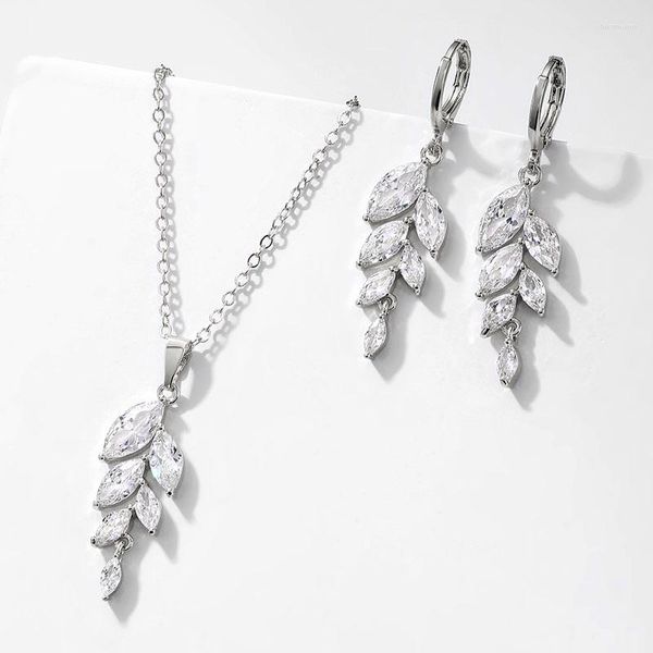 Collier boucles d'oreilles ensemble frais mignon feuille pendentif colliers ensembles personnalité brillant cheval oeil forme CZ cristal bijoux pour femmes cadeau d'anniversaire