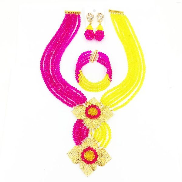 Ensemble collier boucles d'oreilles rose fuchsia et jaune Costume cristal perles africaines bijoux