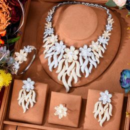 Boucles d'oreilles de collier Set Godki Big Fashion Luxury 4pcs Paacock Tail Nigérian pour femmes mariage zircon Africain Bridal