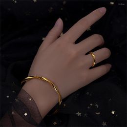 Ketting Oorbellen Set Goud Kleur Voor Vrouwen Ronde Cirkel Twisted Bangle Armband Ring 2 stks Anillos Pulsera Trendy Sieraden Party Geschenken