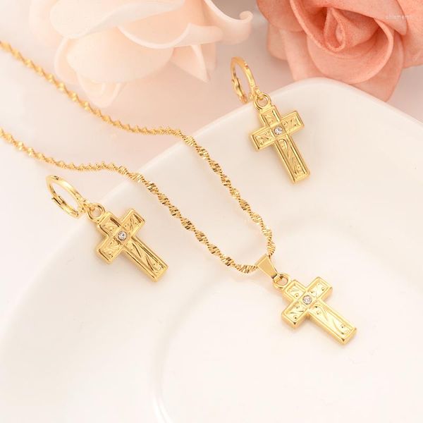 Ensemble de collier et boucles d'oreilles en or Cz, pendentif croix, chaîne, bijoux chrétien pour femmes et filles, cadeaux Souvenir de jésus