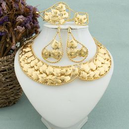 Halskette Ohrringe Set vergoldet Schmuck Frauen Hohl Tropfen Blatt Form Armband Ring Hochzeiten Braut Party Weihnachtsgeschenk